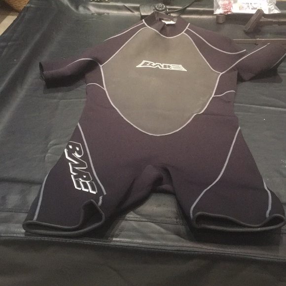Wetsuit - Picture 1 of 8